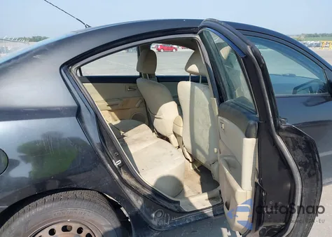 2008 Mazda Mazda3 I Sport из США, поврежденный, VIN JM1BK12F281841172